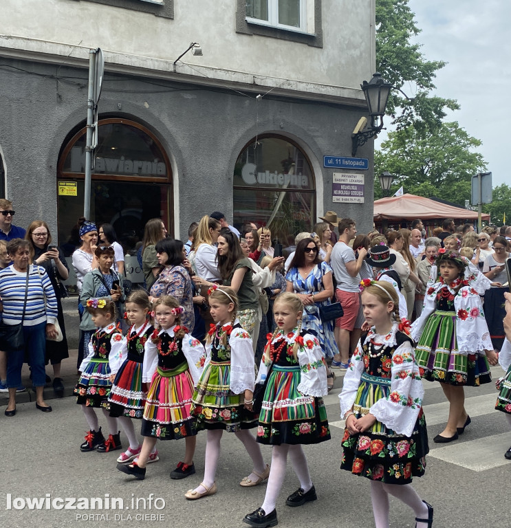 Procesja Bożego Ciała w Łowiczu - galeria zdjęć