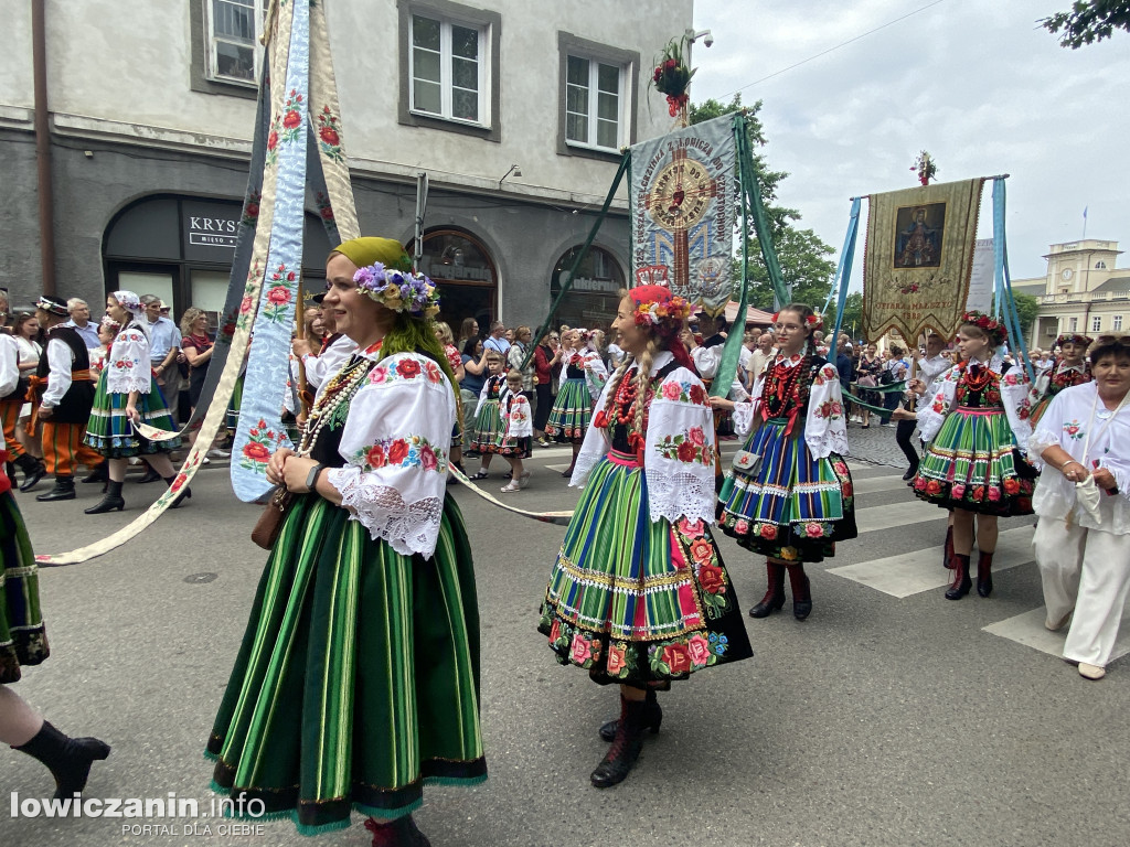 Procesja Bożego Ciała w Łowiczu - galeria zdjęć