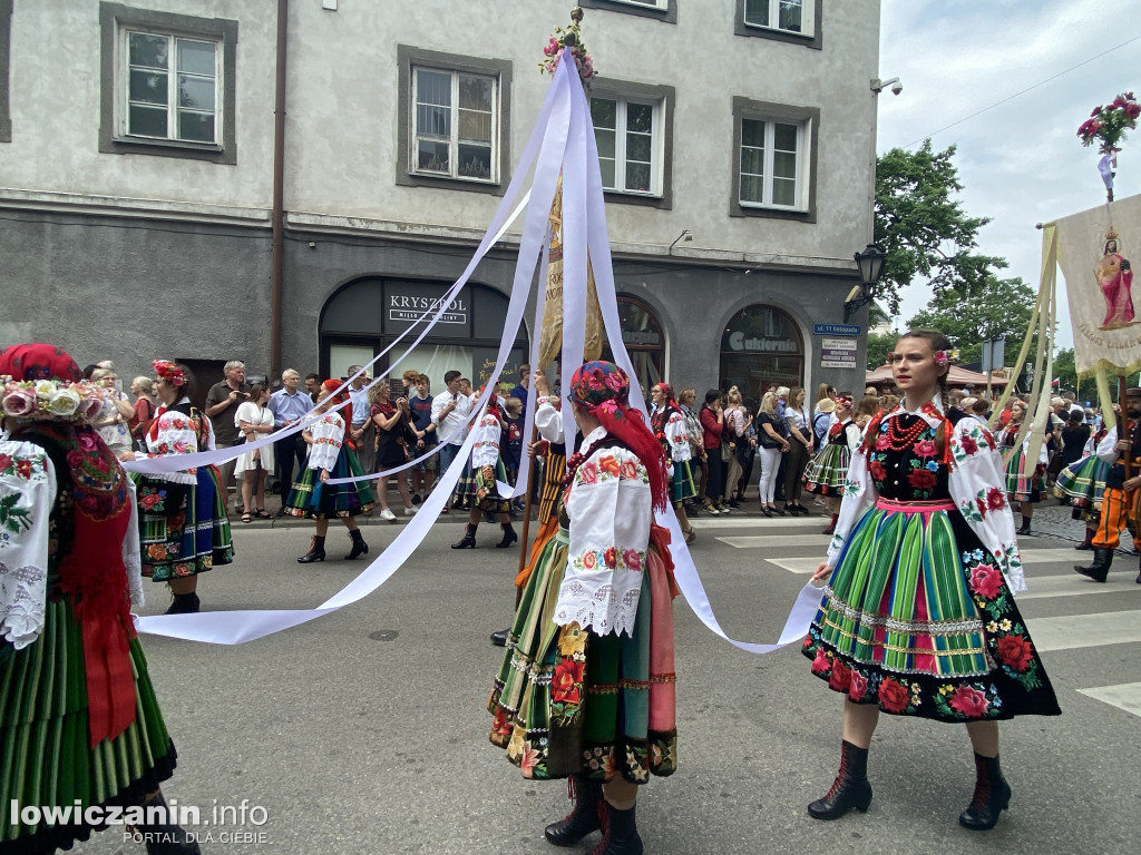 Procesja Bożego Ciała w Łowiczu - galeria zdjęć