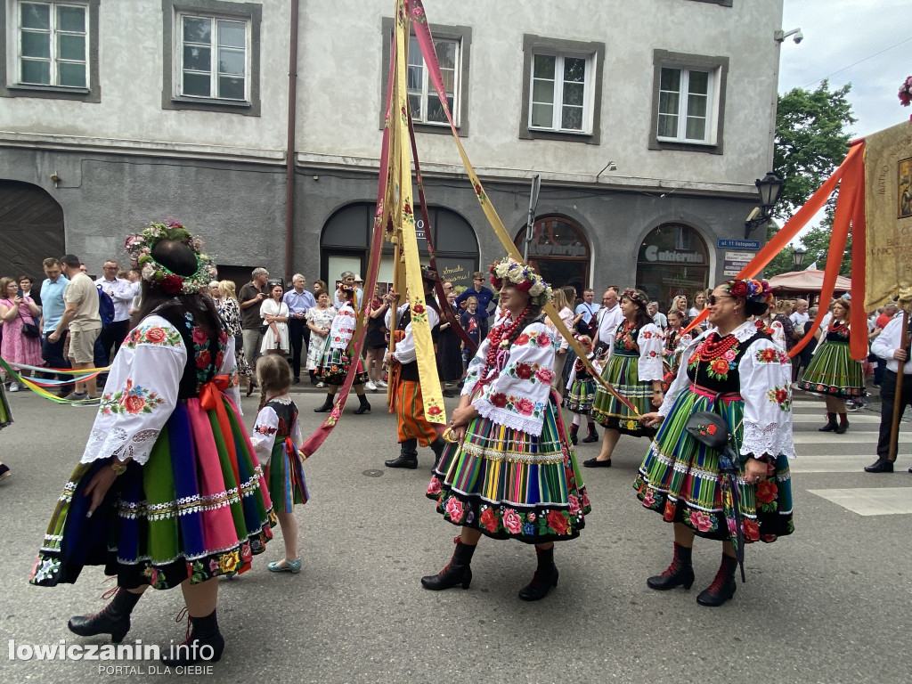 Procesja Bożego Ciała w Łowiczu - galeria zdjęć