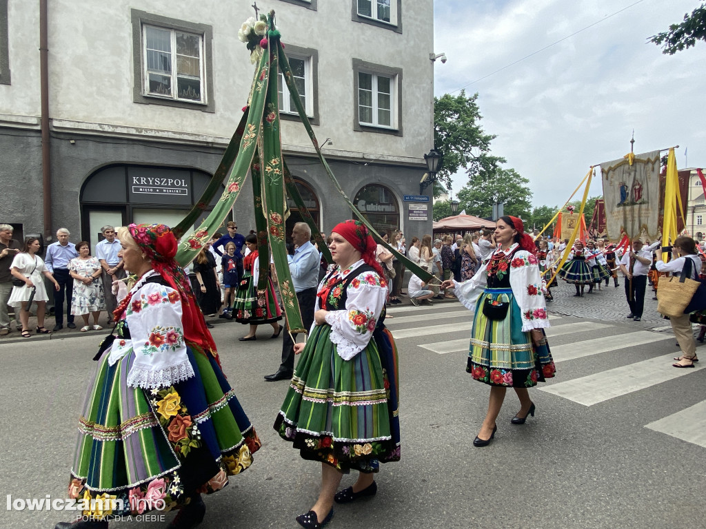 Procesja Bożego Ciała w Łowiczu - galeria zdjęć