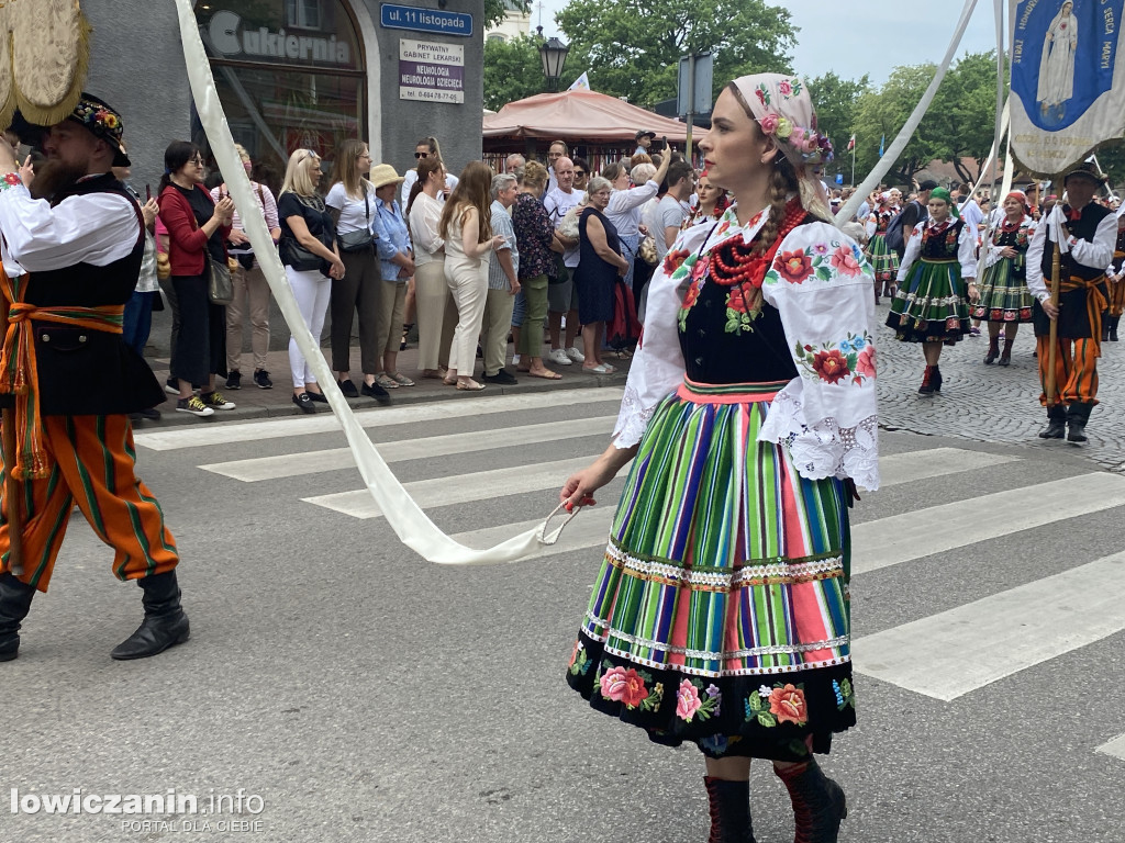Procesja Bożego Ciała w Łowiczu - galeria zdjęć