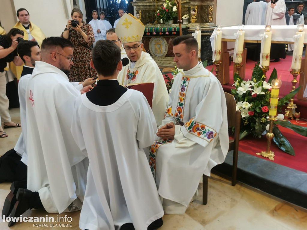 Święcenia kapłańskie w łowickiej katedrze