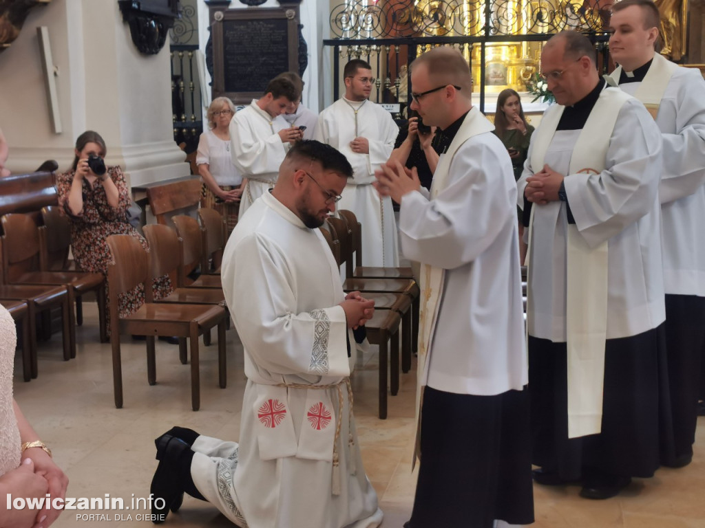 Święcenia kapłańskie w łowickiej katedrze