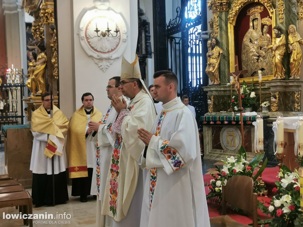 Święcenia kapłańskie w łowickiej katedrze