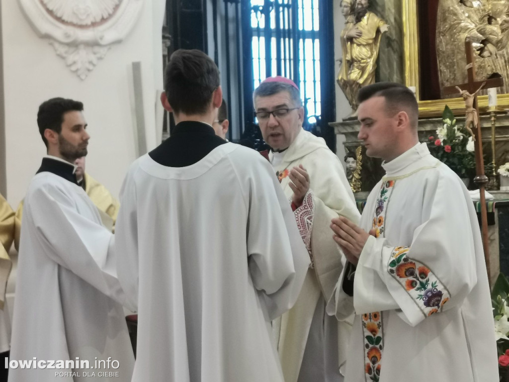 Święcenia kapłańskie w łowickiej katedrze