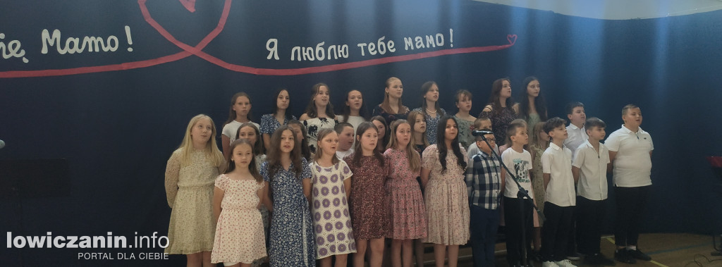 Polsko-ukraiński Dzień Mamy w SP 4 (FOTO-GALERIA)