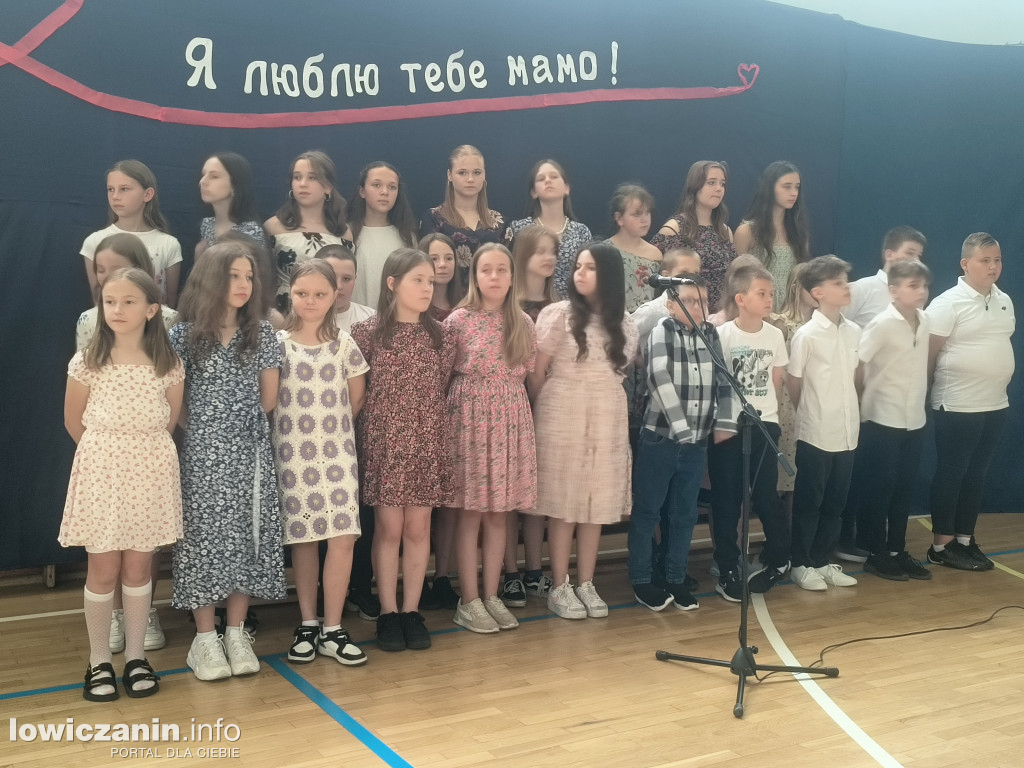 Polsko-ukraiński Dzień Mamy w SP 4 (FOTO-GALERIA)