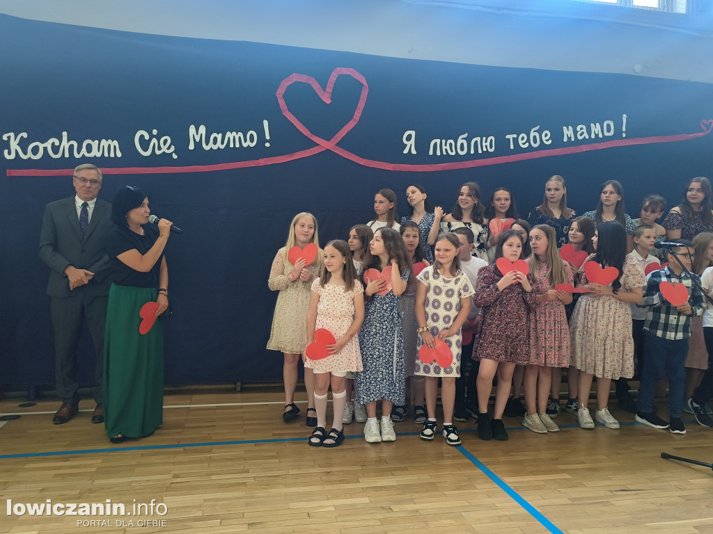 Polsko-ukraiński Dzień Mamy w SP 4 (FOTO-GALERIA)