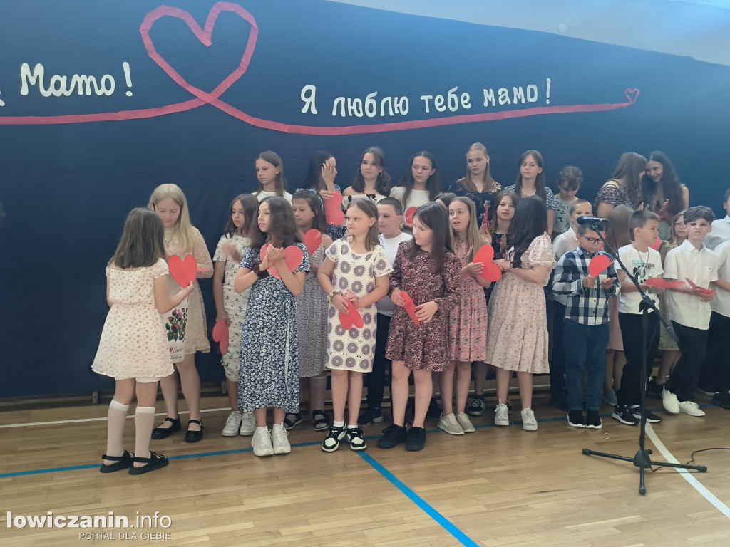 Polsko-ukraiński Dzień Mamy w SP 4 (FOTO-GALERIA)