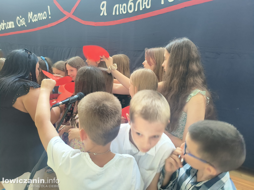 Polsko-ukraiński Dzień Mamy w SP 4 (FOTO-GALERIA)