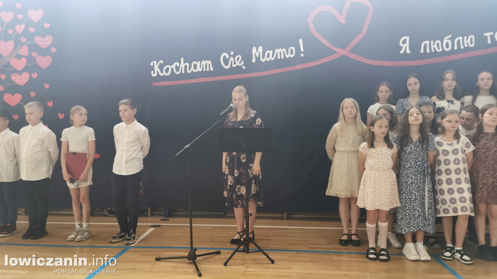 Polsko-ukraiński Dzień Mamy w SP 4 (FOTO-GALERIA)