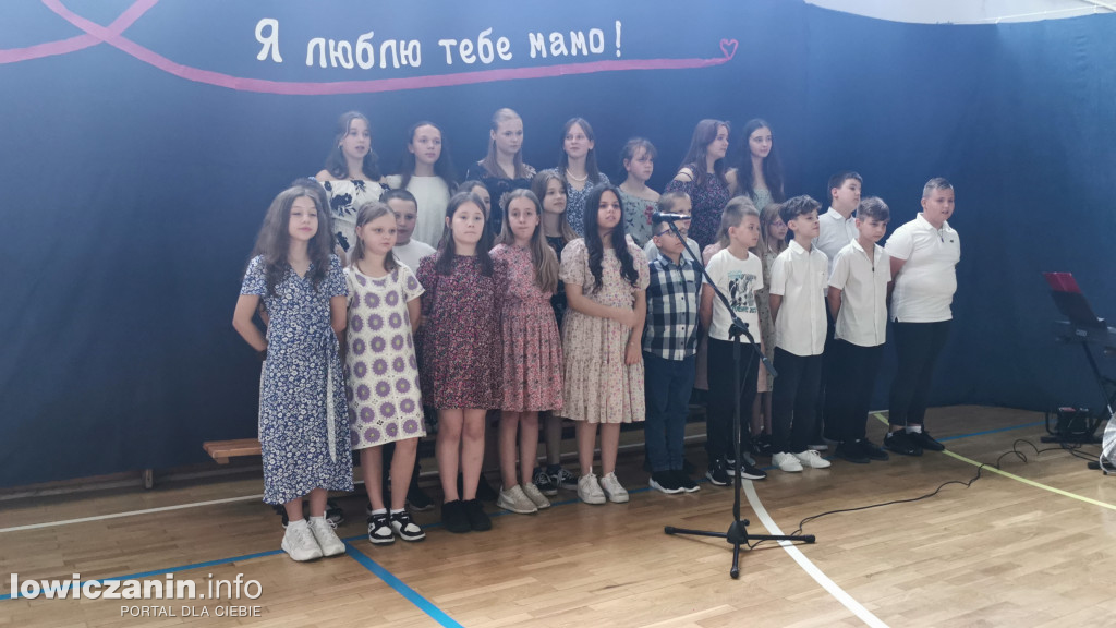 Polsko-ukraiński Dzień Mamy w SP 4 (FOTO-GALERIA)