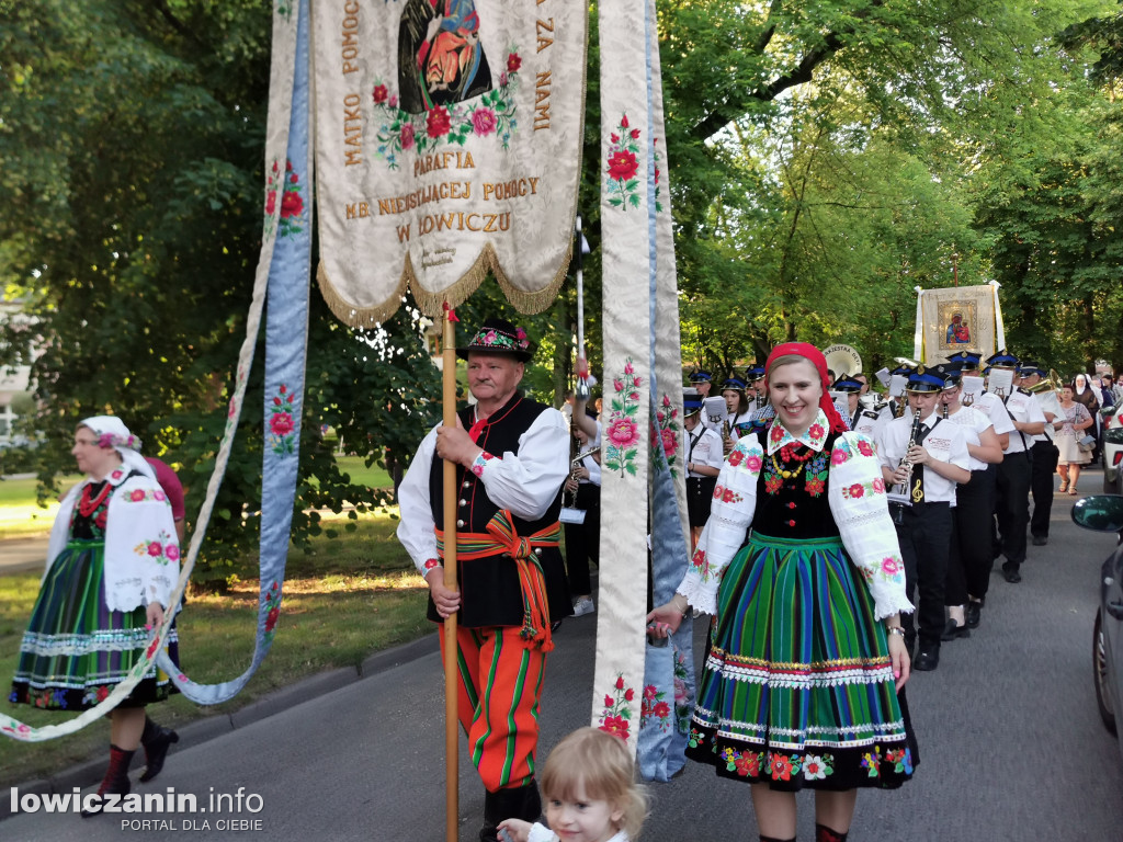 Procesja w oktawę Bożego Ciała w Łowiczu