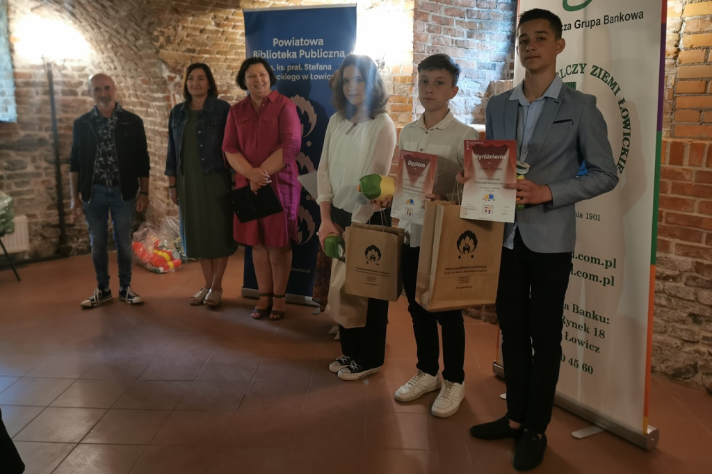 Konkurs recytatorski w piwnicach muzeum
