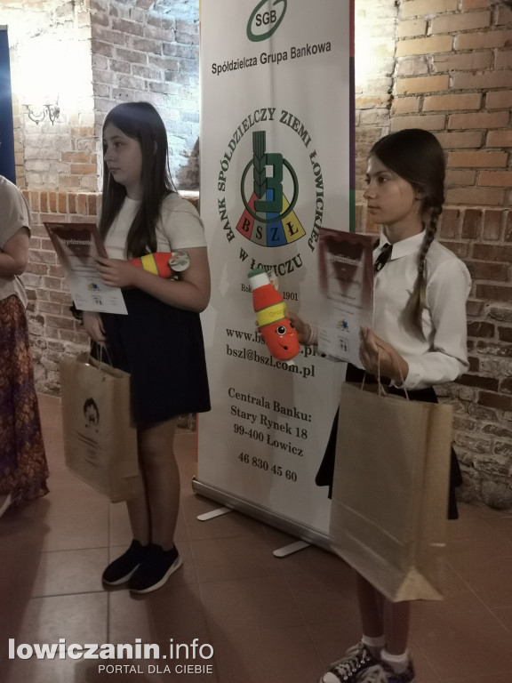 Konkurs recytatorski w piwnicach muzeum