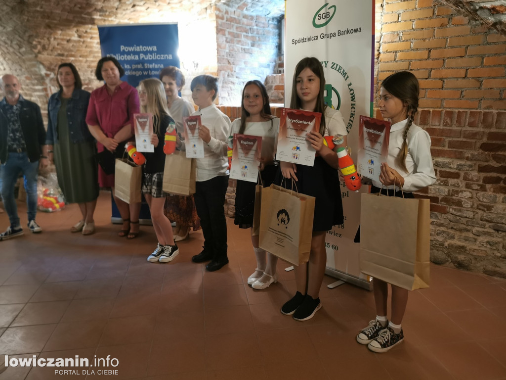 Konkurs recytatorski w piwnicach muzeum