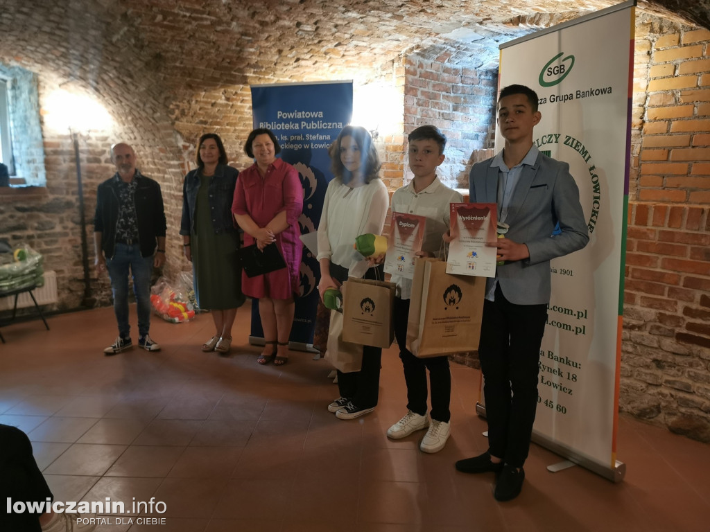 Konkurs recytatorski w piwnicach muzeum