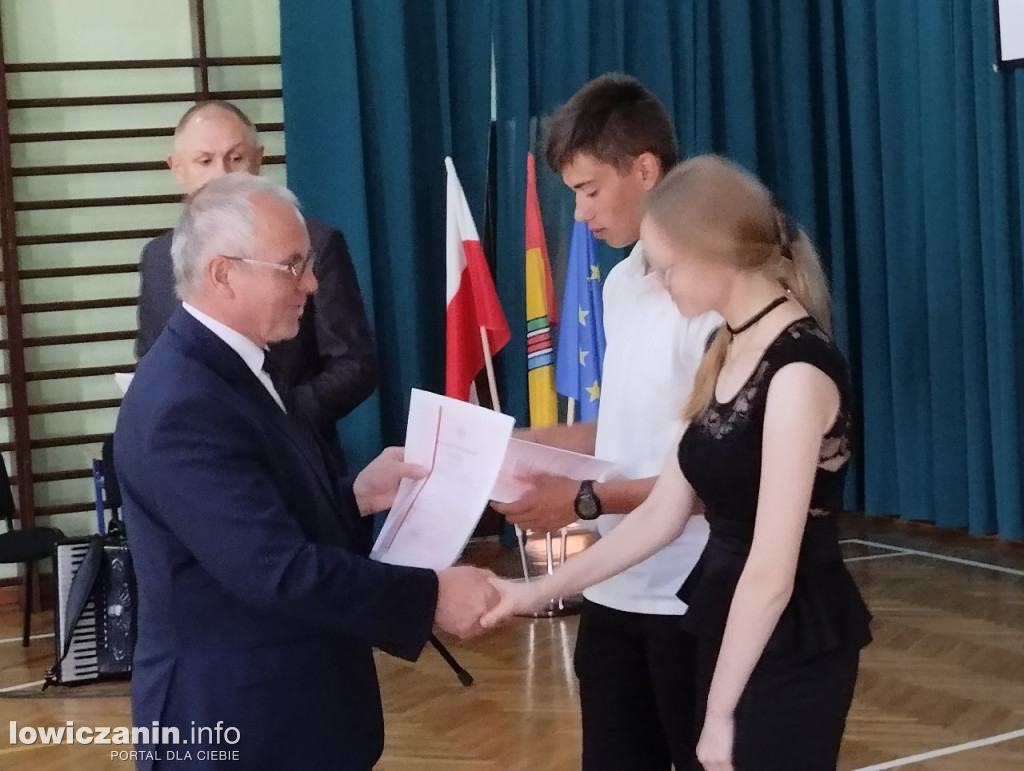 Łowicz. Zakończenie roku szkolnego na Blichu