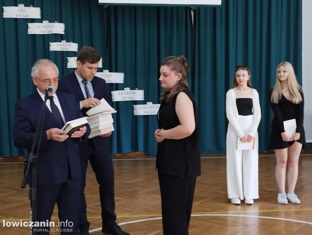 Łowicz. Zakończenie roku szkolnego na Blichu