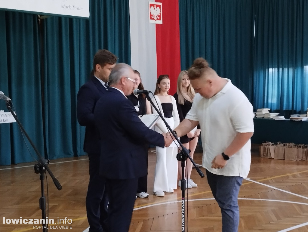 Łowicz. Zakończenie roku szkolnego na Blichu