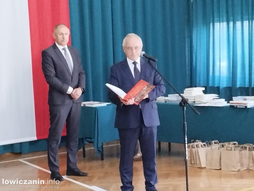 Łowicz. Zakończenie roku szkolnego na Blichu