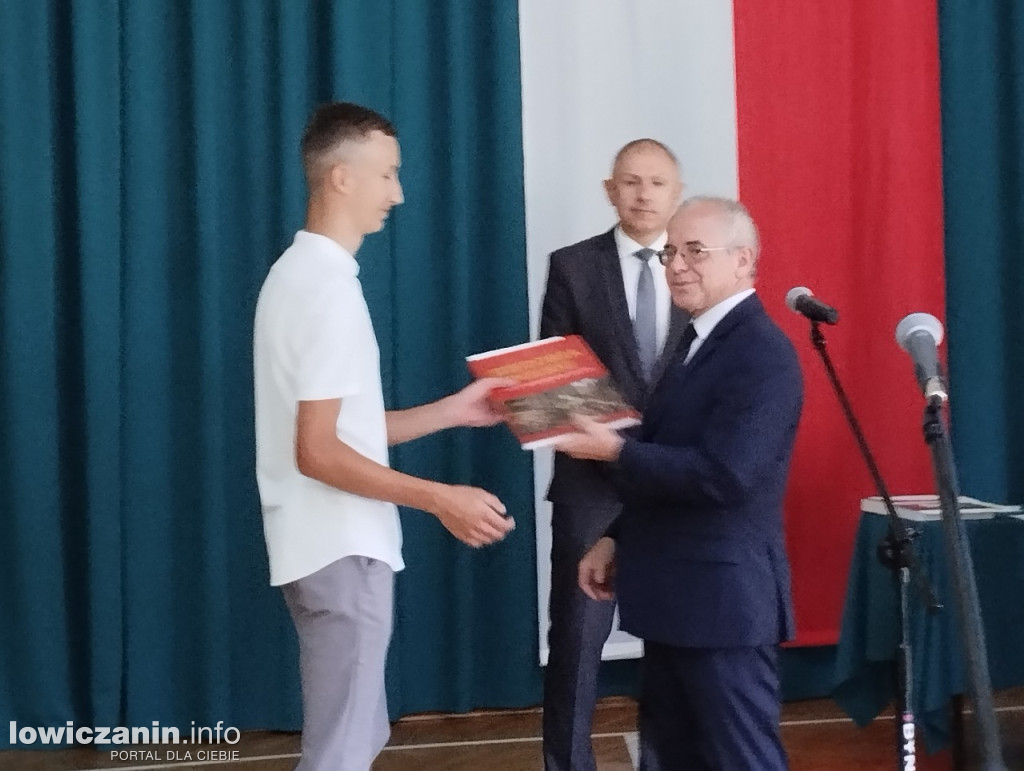 Łowicz. Zakończenie roku szkolnego na Blichu