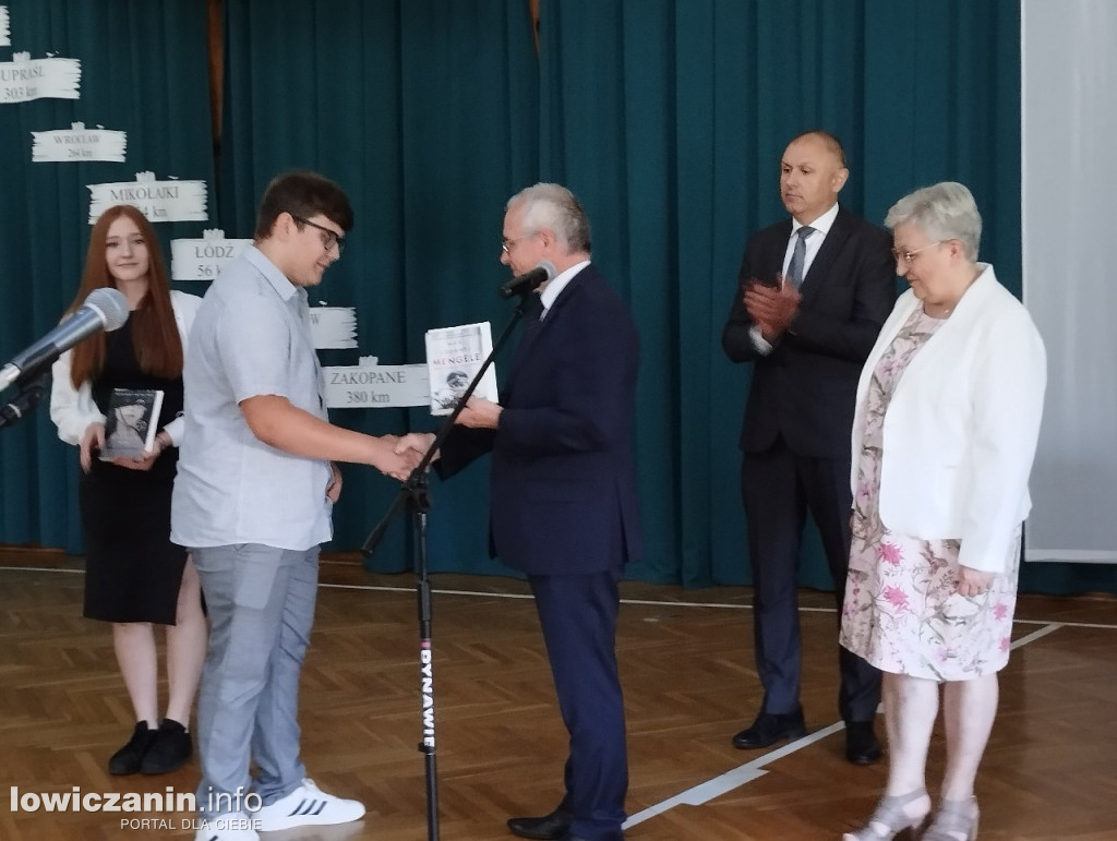 Łowicz. Zakończenie roku szkolnego na Blichu