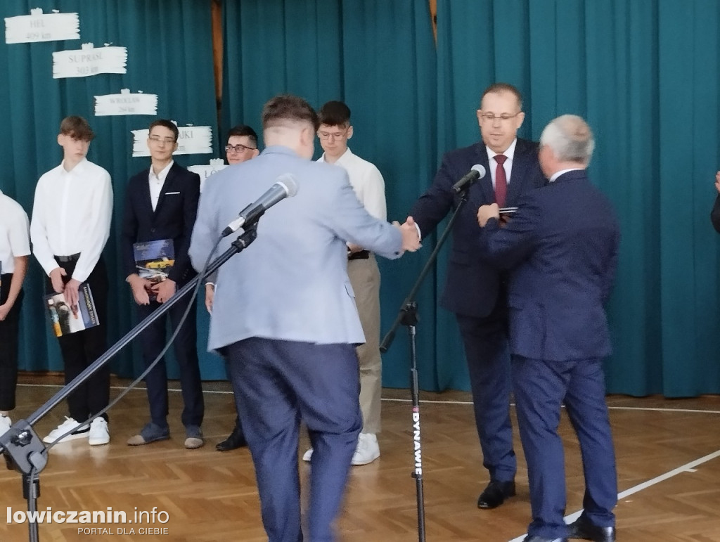 Łowicz. Zakończenie roku szkolnego na Blichu