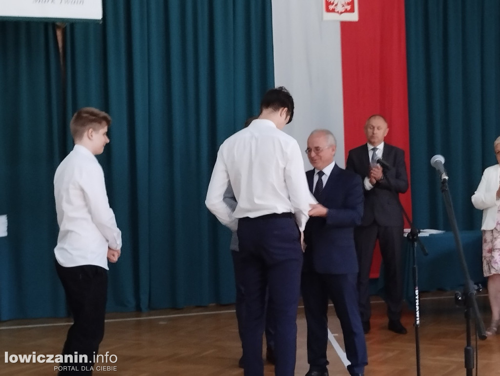 Łowicz. Zakończenie roku szkolnego na Blichu