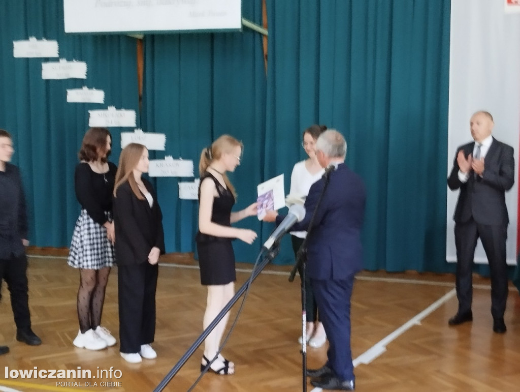 Łowicz. Zakończenie roku szkolnego na Blichu