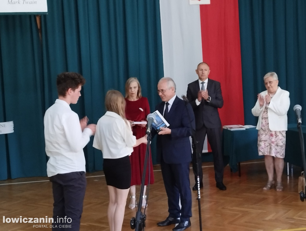 Łowicz. Zakończenie roku szkolnego na Blichu