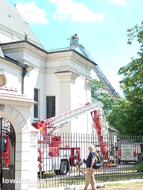 Ponad 100 strażaków w łowickiej Katedrze