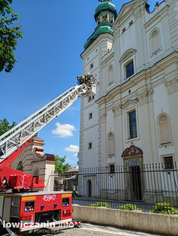 Ponad 100 strażaków w łowickiej Katedrze