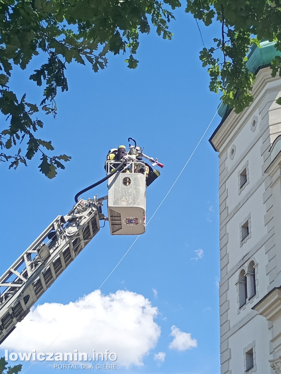 Ponad 100 strażaków w łowickiej Katedrze