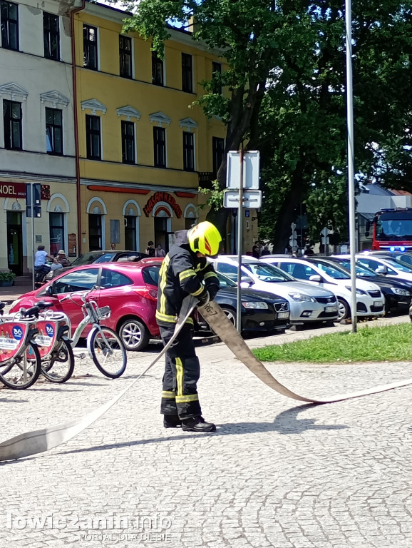 Ponad 100 strażaków w łowickiej Katedrze