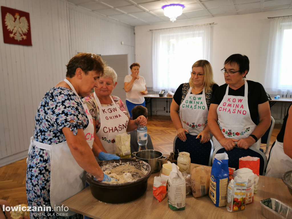 Warsztaty pieczenia chleba w Chąśnie