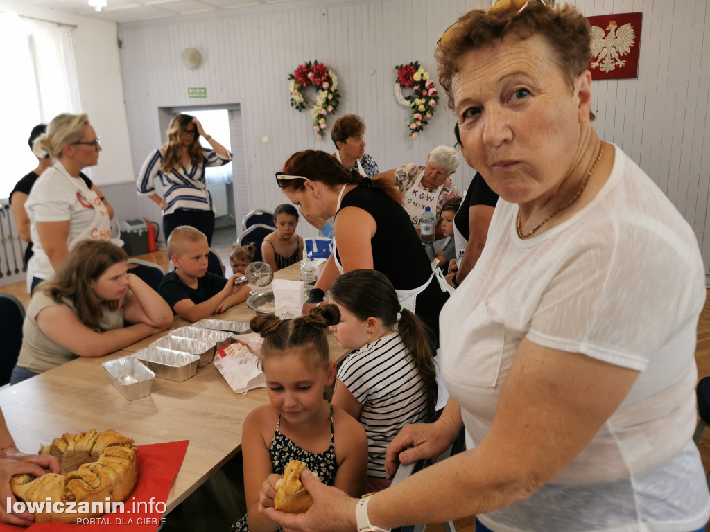 Warsztaty pieczenia chleba w Chąśnie