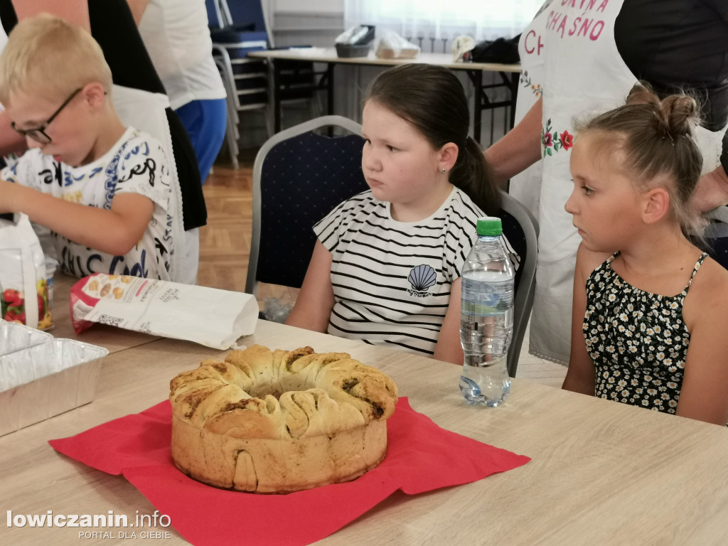 Warsztaty pieczenia chleba w Chąśnie