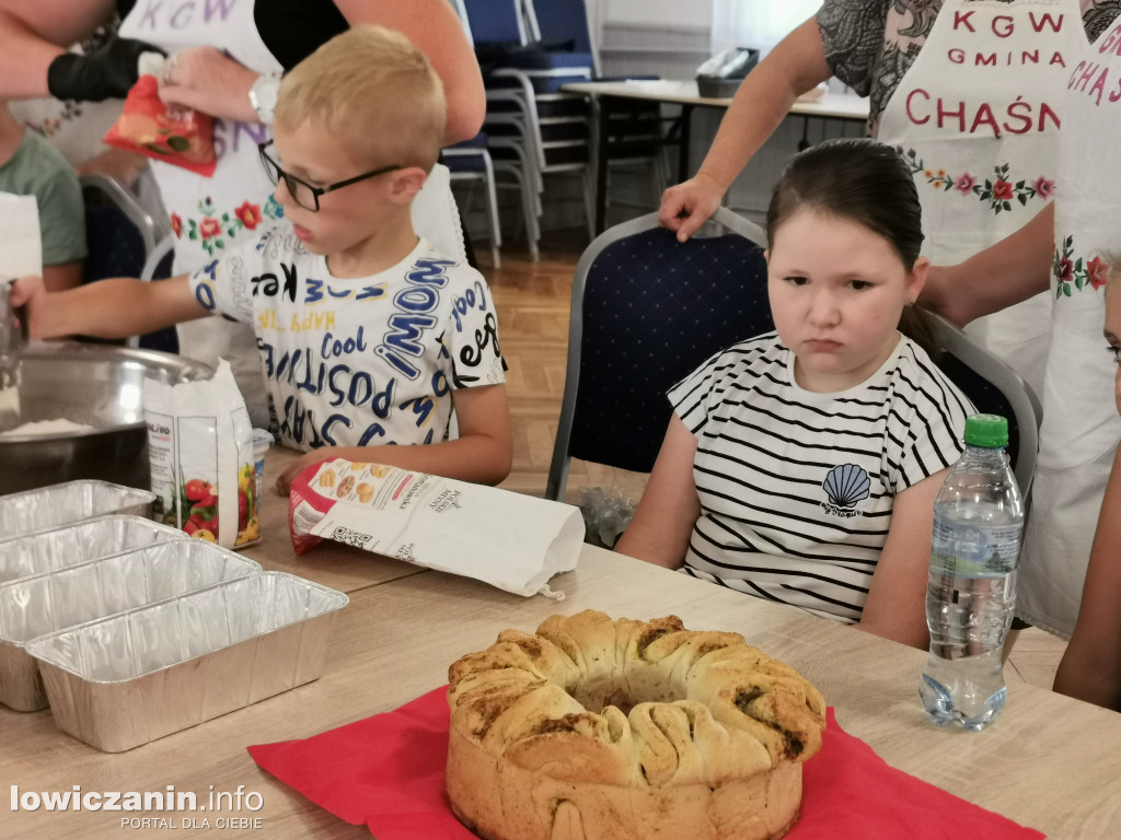 Warsztaty pieczenia chleba w Chąśnie