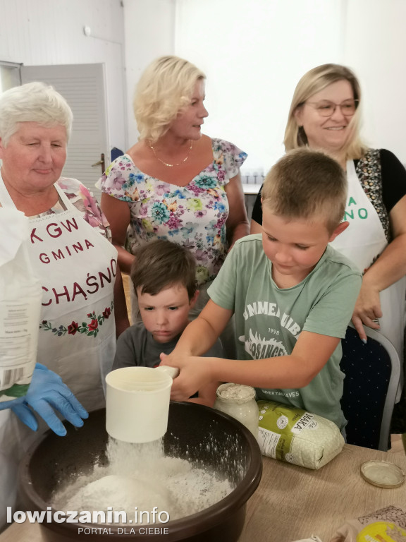 Warsztaty pieczenia chleba w Chąśnie