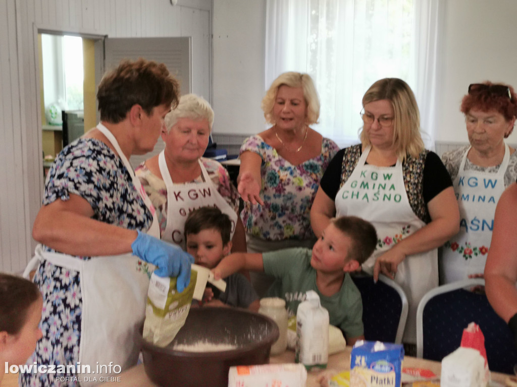Warsztaty pieczenia chleba w Chąśnie