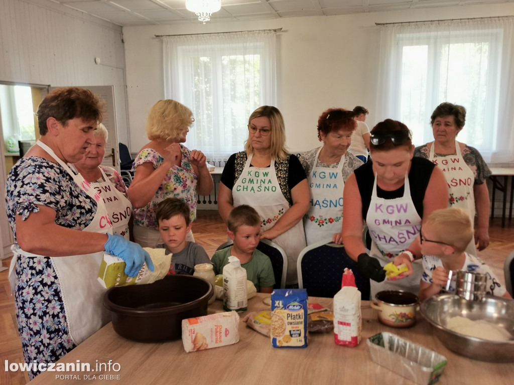 Warsztaty pieczenia chleba w Chąśnie