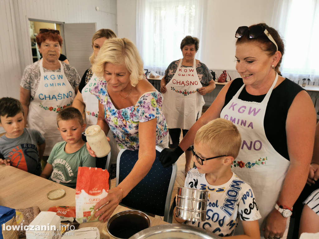 Warsztaty pieczenia chleba w Chąśnie