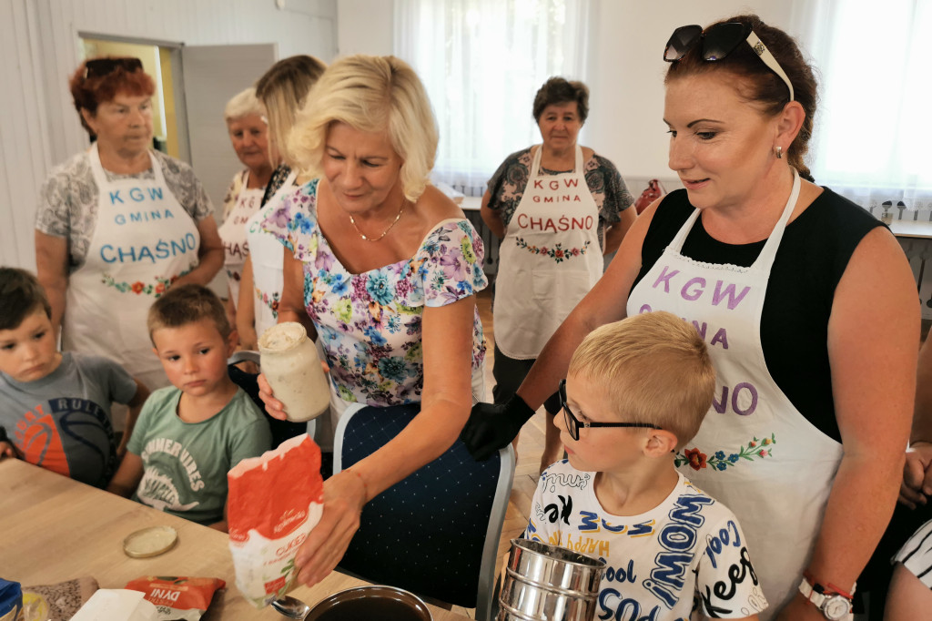 Warsztaty pieczenia chleba w Chąśnie