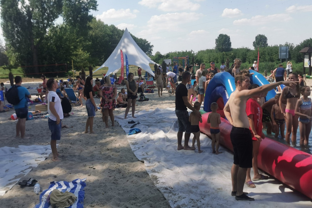 Strefa Summer na plaży nad Bzurą