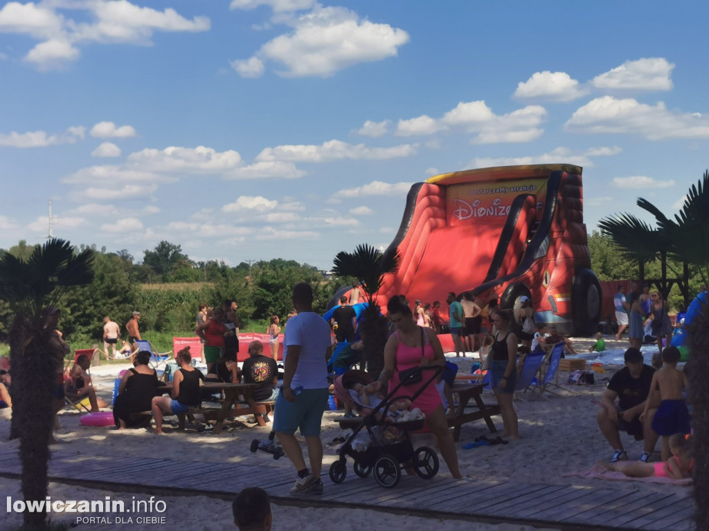 Strefa Summer na plaży nad Bzurą