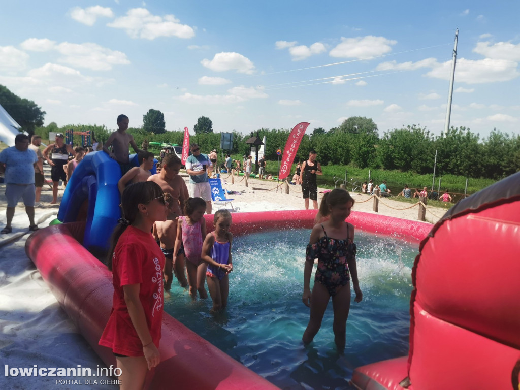 Strefa Summer na plaży nad Bzurą