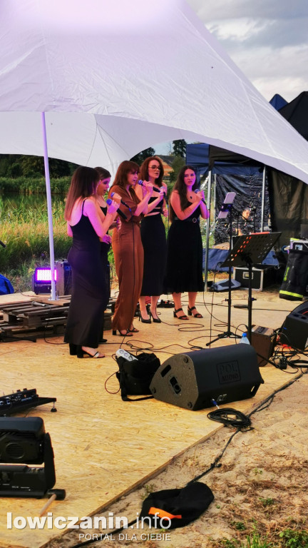 Koncert na Soplu przy winnicy