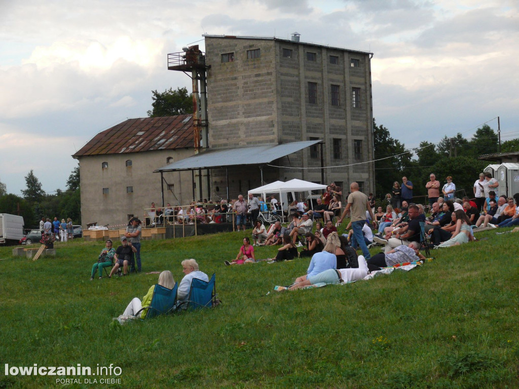 Koncert na Soplu przy winnicy